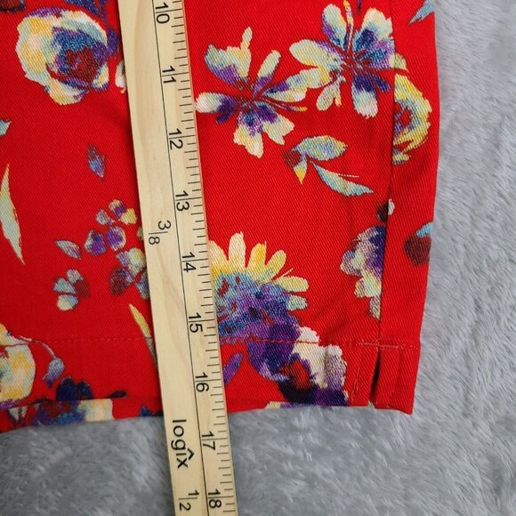 Gloria Vanderbilt Amanda Red Purple Floral Denim Size 14 Average Jean Shorts NWT - Picture 7 of 10